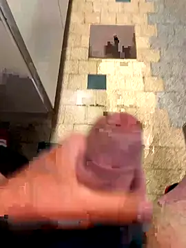 Snapshot of mikiss789 chatting on 11, 10, 2025 mikiss789 online show from 11, 10, 2025