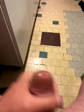 Snapshot of mikiss789 chatting on 10, 11, 2025 mikiss789 online show from 10, 11, 2025