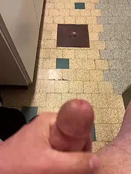 Snapshot of mikiss789 chatting on 3, 3, 2026 mikiss789 online show from 3, 3, 2026