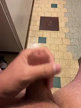 Snapshot of mikiss789 chatting on 9, 11, 2025 mikiss789 online show from 9, 11, 2025