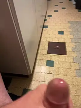 Snapshot of mikiss789 chatting on 15, 2, 2026 mikiss789 online show from 15, 2, 2026