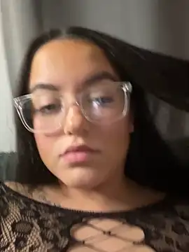 Snapshot of shelovesc chatting on 21, 2, 2025 shelovesc online show from 21, 2, 2025