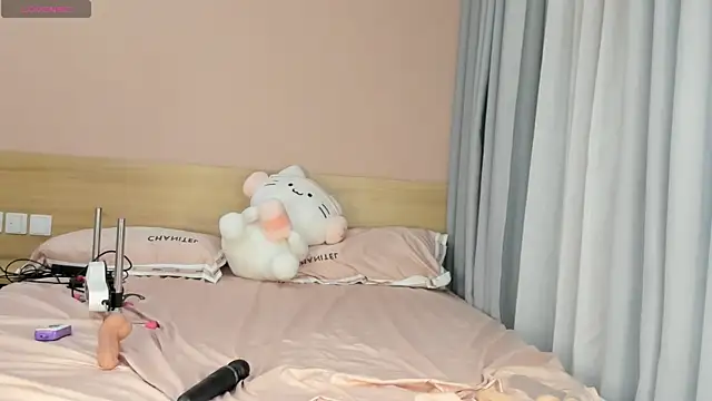 queenasian online show from 13, 2, 2025