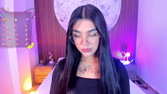 RoseCassie online show from 10, 6, 2026