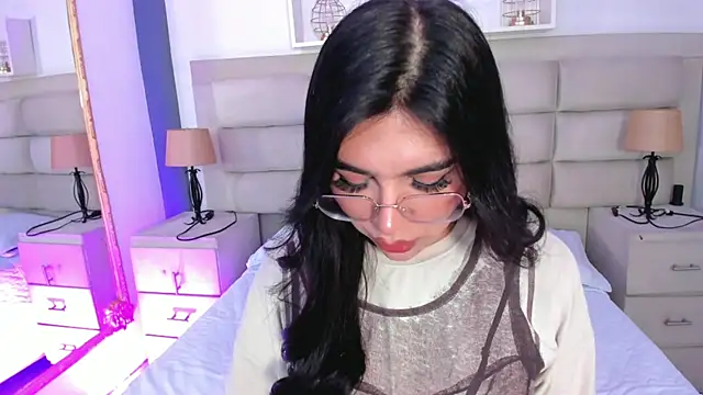 RoseCassie online show from 17, 9, 2025