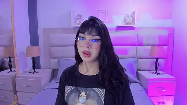 RoseCassie online show from 12, 3, 2025