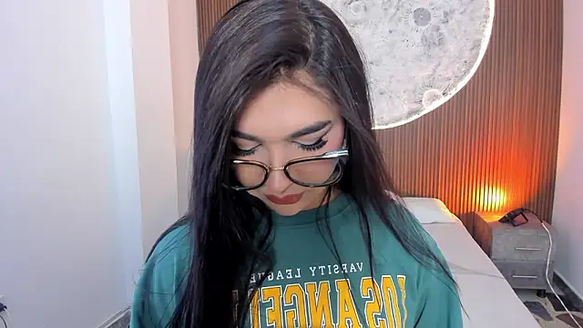 RoseCassie online show from 9, 3, 2026