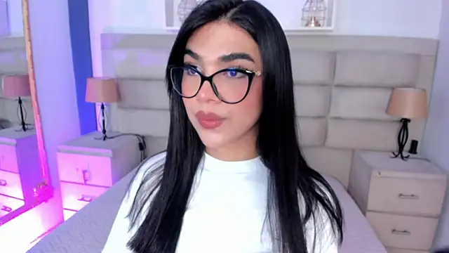 RoseCassie online show from 24, 9, 2025