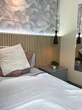 AinaraJimenez online show from 1, 12, 2025