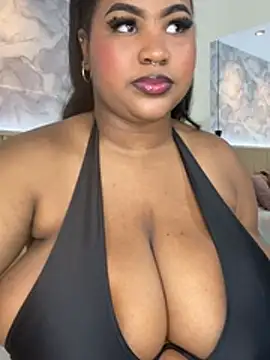 Snapshot of AinaraJimenez chatting on 17, 6, 2026 AinaraJimenez online show from 17, 6, 2026