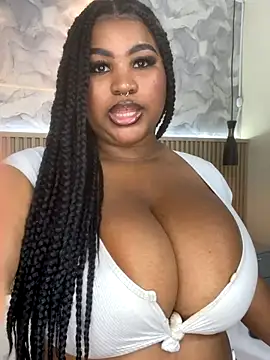 AinaraJimenez online show from 5, 11, 2025