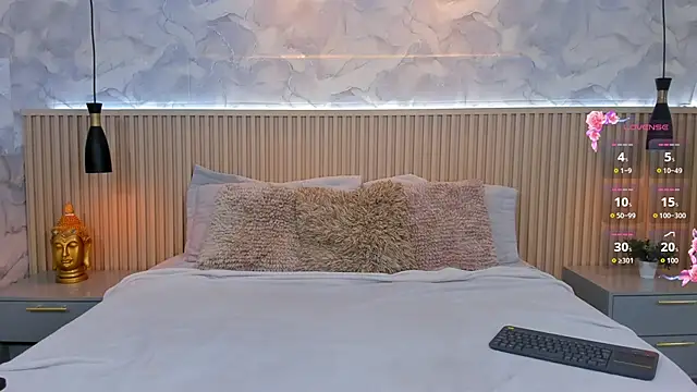 AinaraJimenez online show from 27, 10, 2025