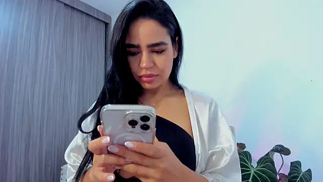 Sara Leblanc online show from 6, 10, 2025