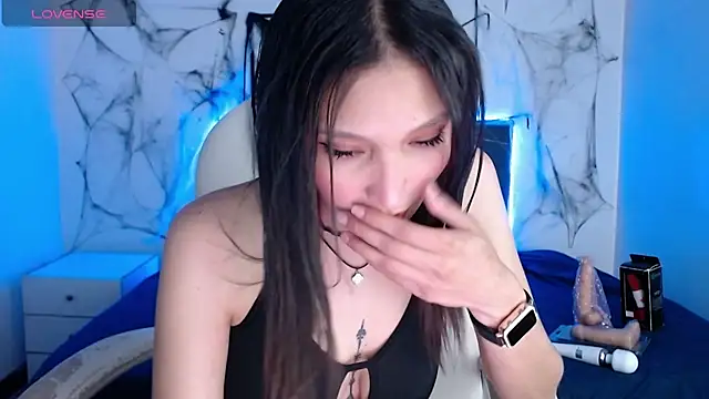 Snapshot of mia_collens chatting on 23, 10, 2025 mia collens online show from 23, 10, 2025