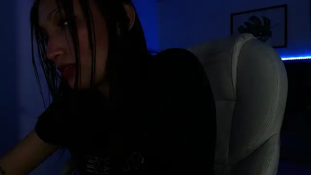 Snapshot of mia_collens chatting on 13, 9, 2025 mia collens online show from 13, 9, 2025