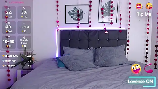 Snapshot of mia_collens chatting on 15, 3, 2025 mia collens online show from 15, 3, 2025