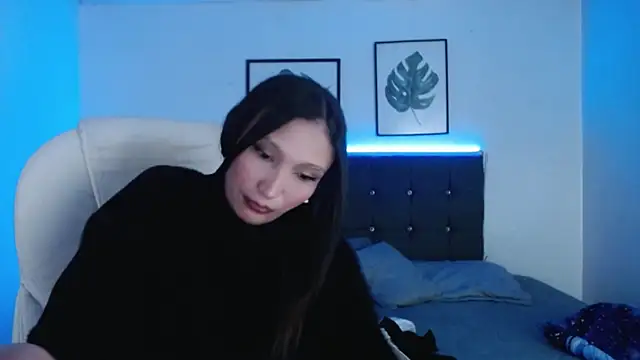 Snapshot of mia_collens chatting on 19, 9, 2025 mia collens online show from 19, 9, 2025