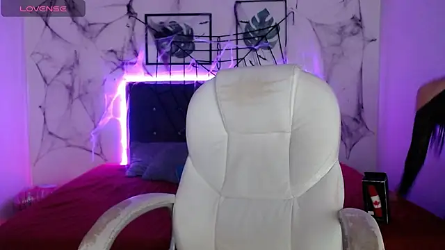 Snapshot of mia_collens chatting on 20, 10, 2025 mia collens online show from 20, 10, 2025