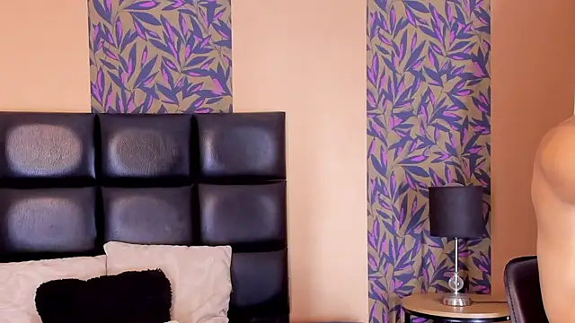 hinata itachi online show from 18, 2, 2026