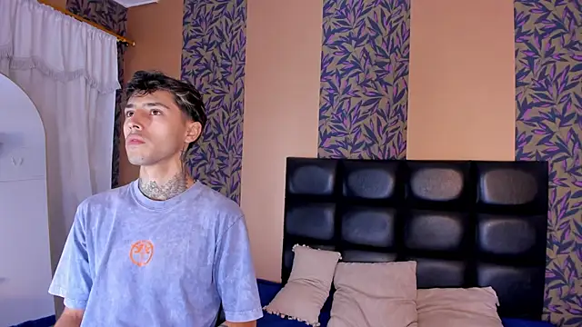 hinata itachi online show from 28, 2, 2026