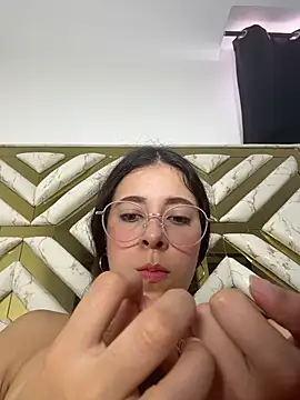 Snapshot of evaFiore chatting on 12, 7, 2026 evaFiore online show from 12, 7, 2026