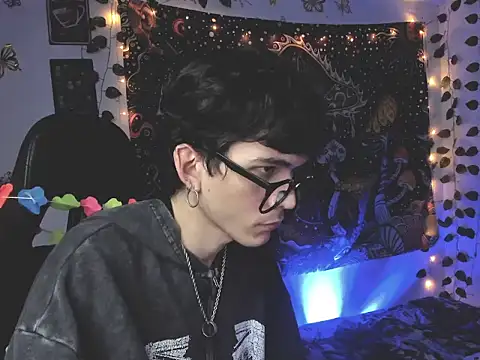 skinny dann online show from 25, 7, 2026