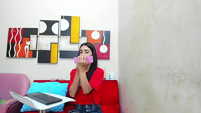 Mariana 16  online show from 13, 3, 2025