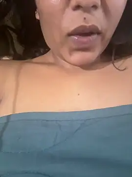 priyadevi17 online show from 28, 2, 2025