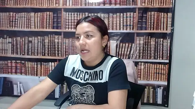 Kailei Fer online show from 15, 1, 2025