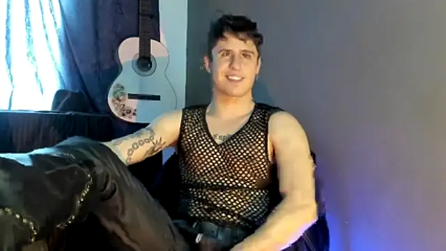 Snapshot of Antonello_Vannucci chatting on 30, 11, 2025 Antonello Vannucci online show from 30, 11, 2025