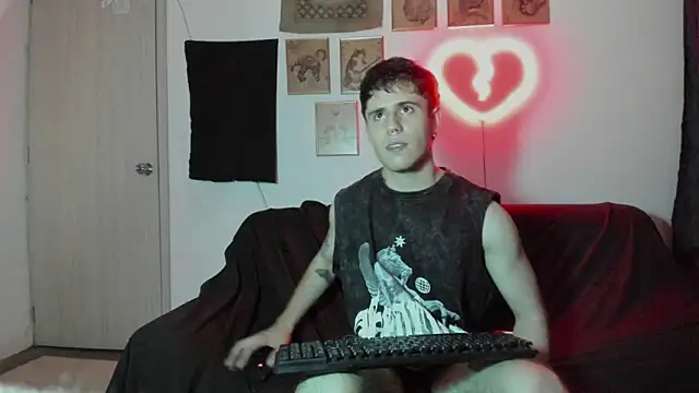 Snapshot of Antonello_Vannucci chatting on 3, 1, 2025 Antonello Vannucci online show from 3, 1, 2025