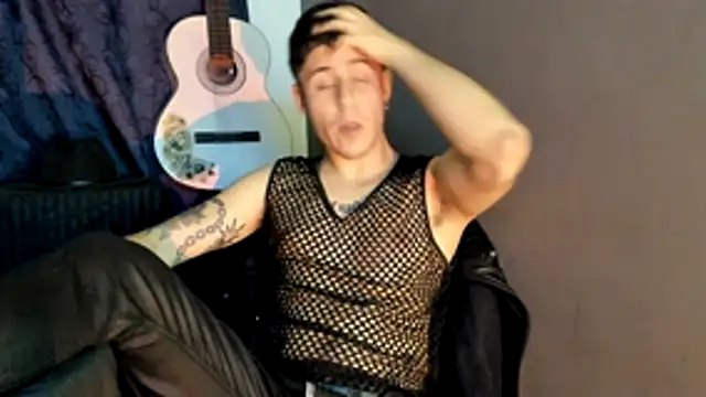 Snapshot of Antonello_Vannucci chatting on 19, 11, 2025 Antonello Vannucci online show from 19, 11, 2025