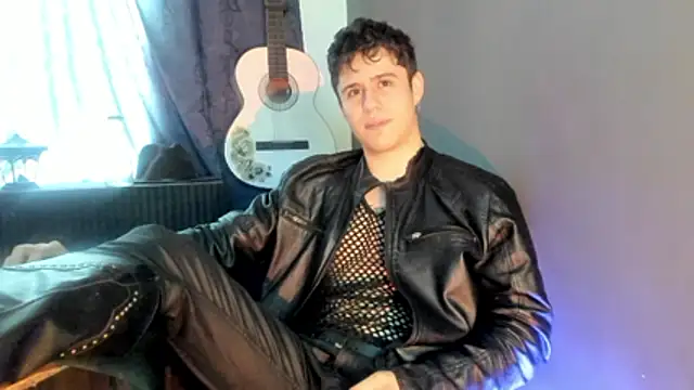 Snapshot of Antonello_Vannucci chatting on 28, 11, 2025 Antonello Vannucci online show from 28, 11, 2025