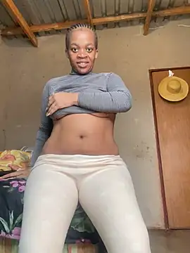 beverlyxxxx online show from 26, 12, 2024