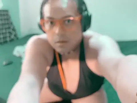 Snapshot of NikkelSofia chatting on 11, 6, 2026 NikkelSofia online show from 11, 6, 2026
