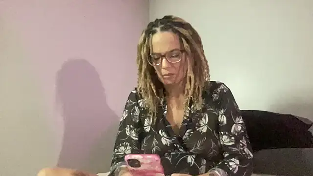 skarfos1babe69 online show from 20, 12, 2024