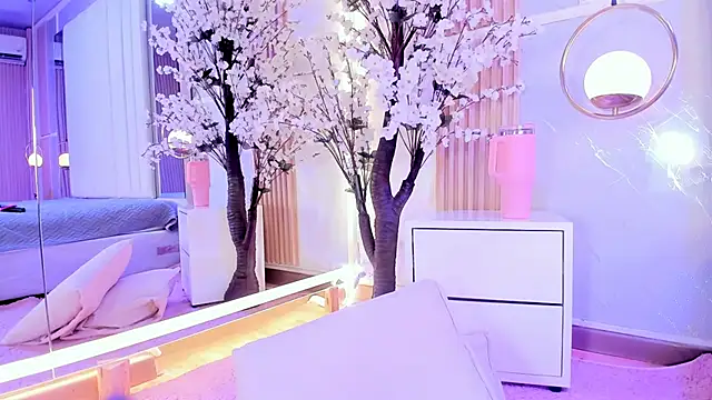 salomebenz online show from 15, 2, 2026