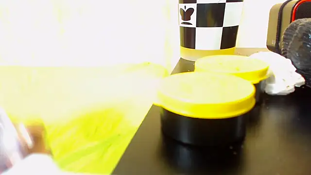 Snapshot of Damm_Bobbies chatting on 15, 3, 2026 Damm Bobbies online show from 15, 3, 2026