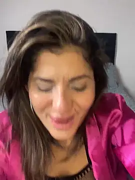 Snapshot of AlejandritaMilano chatting on 14, 6, 2026 AlejandritaMilano online show from 14, 6, 2026
