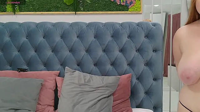 AliceWest  online show from 13, 3, 2025