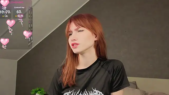 Mollly Rouge online show from 14, 9, 2025