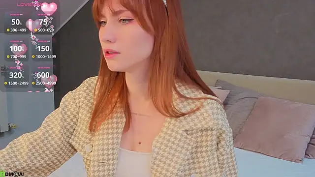 Mollly Rouge online show from 27, 9, 2025