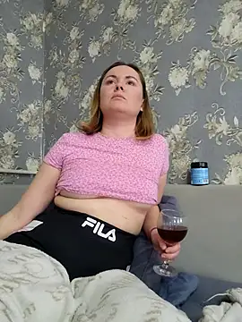  Miss Vanilla  online show from 3, 3, 2025