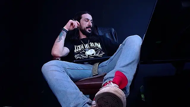 AxelColton online show from 16, 11, 2025