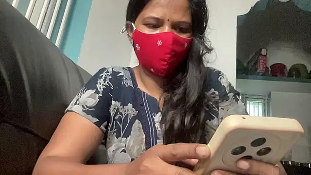 Tamil Sanjana  online show from 7, 2, 2026