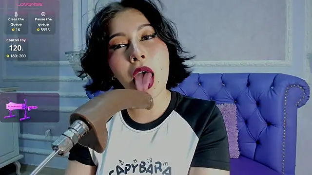 Snapshot of Lily_Martinez chatting on 9, 11, 2025 Lily Martinez online show from 9, 11, 2025