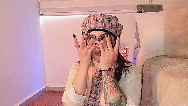 Alissonroses online show from 24, 11, 2025