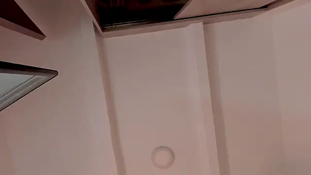 Alissonroses online show from 13, 6, 2026