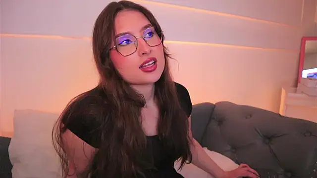 Snapshot of Daisha_Riley chatting on 6, 2, 2026 Daisha Riley online show from 6, 2, 2026