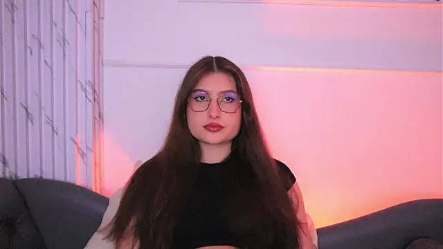 Daisha Riley online show from 22, 12, 2025